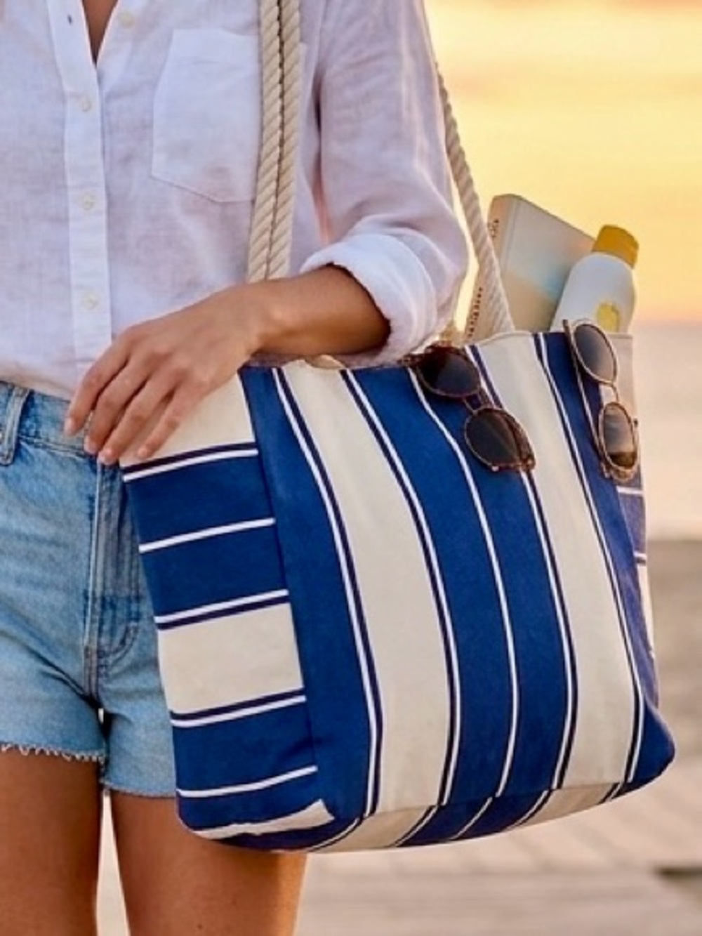 Beach Tote Striped Blue and Cream